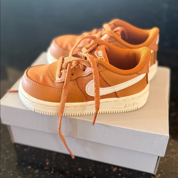 Nike | Shoes | Nike Force Lv8 2 Toddler 7c | Poshmark